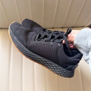 Black No Bull sneakers men’s 7 women’s 8.5 training lifting shoes CrossFit gym